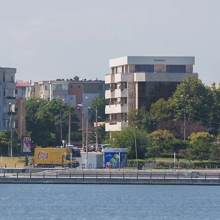 Msr Port Hotel